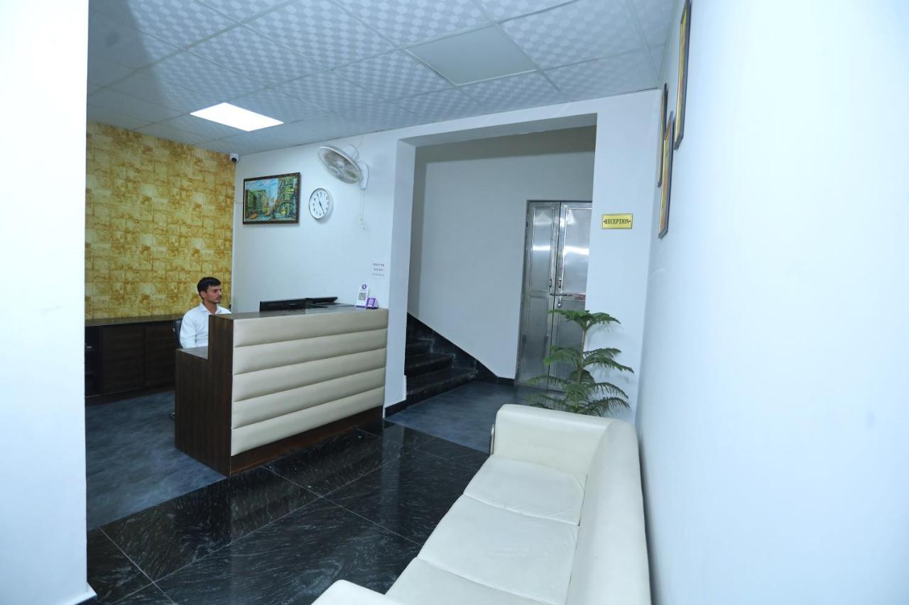 Raghav Inn Karnāl エクステリア 写真