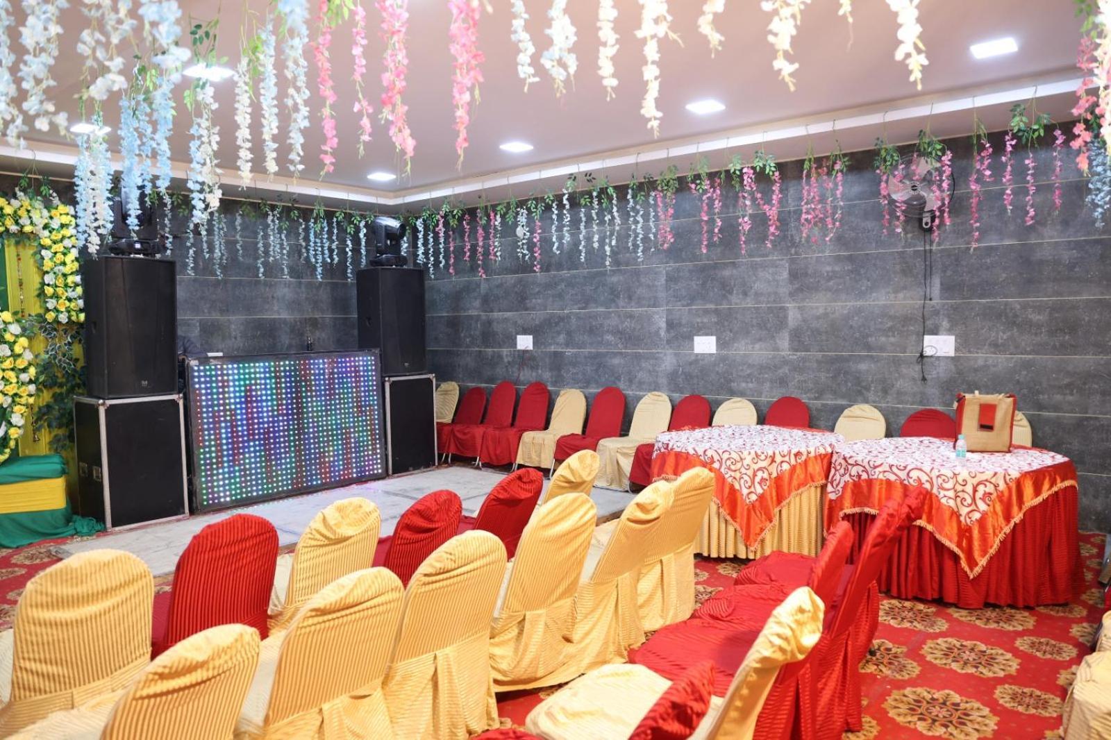 Raghav Inn Karnāl エクステリア 写真